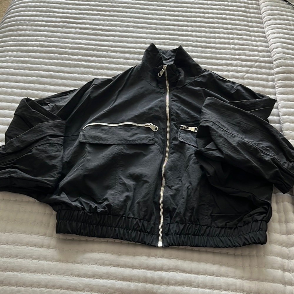 Zara Windbreaker Crop Jacket